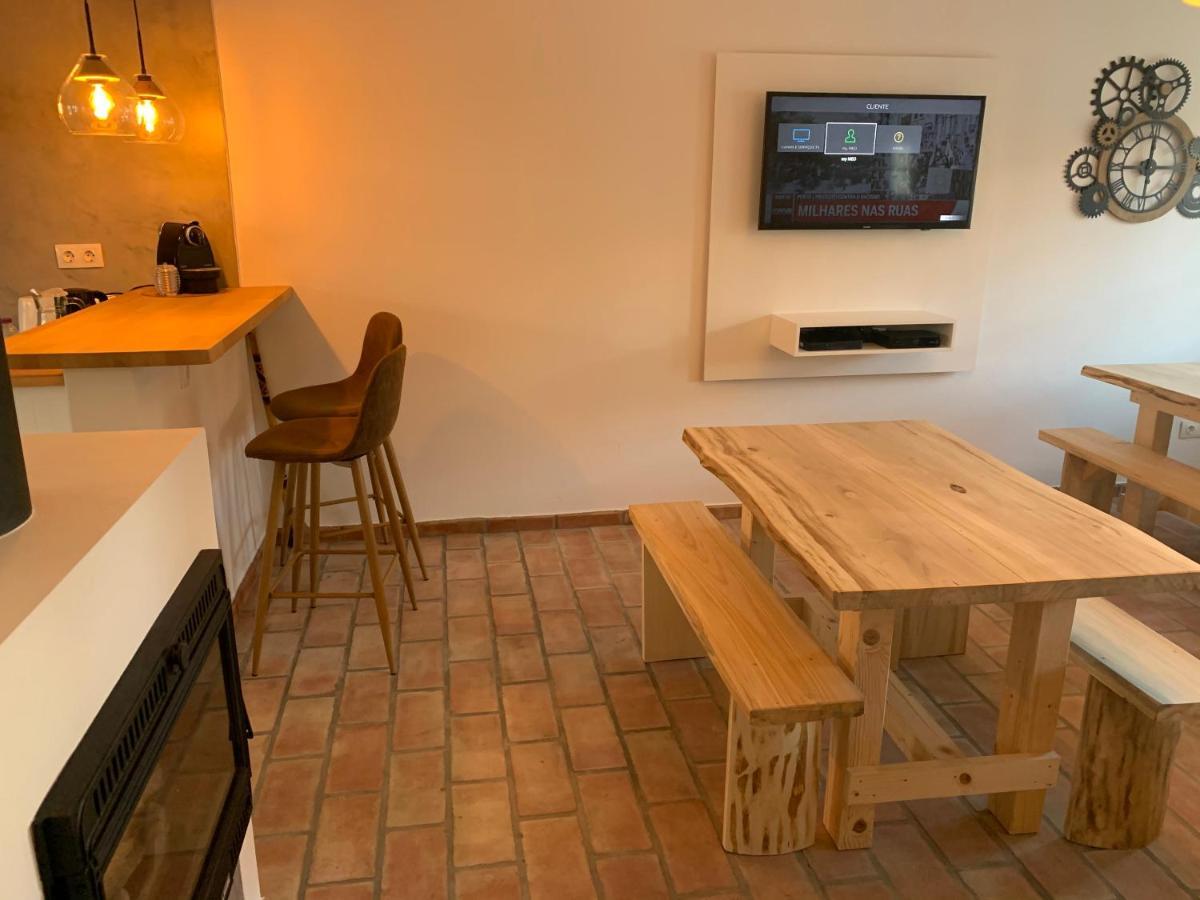 Almograve Beach Hostel Экстерьер фото